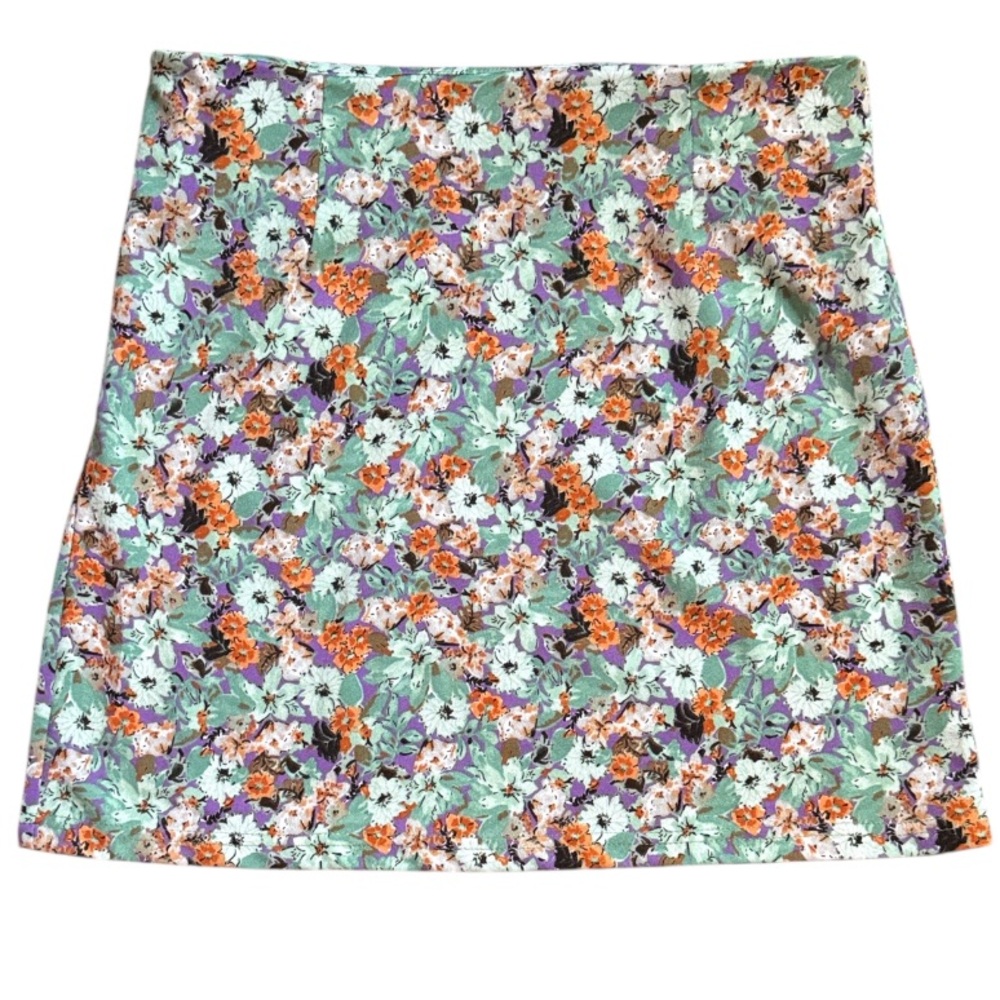 🌻 SHEIN Floral Mini Skirt